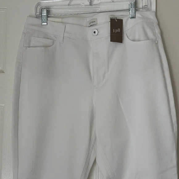 Brand New J. Jill Kick Flare White Jeans Size 14 Petite P Ankle length Raw Hem - Picture 2 of 8